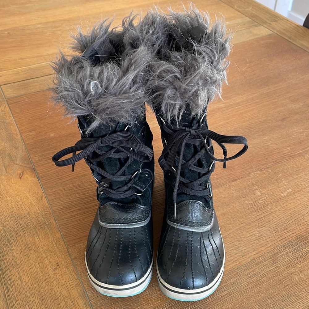 SOREL Joan of Arctic boots (Little Kids)